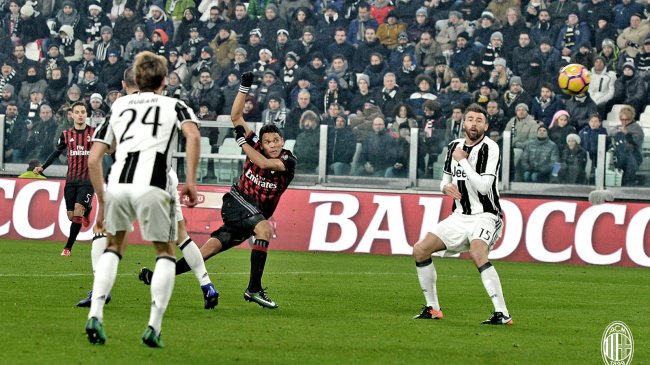 Z PODNIESIONĄ GŁOWĄ, ALE ODPADAMY Z PUCHARU WŁOCH. JUVENTUS - MILAN 2:1