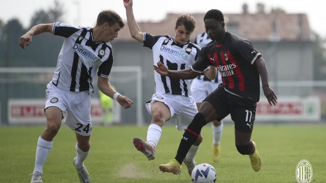 Primavera rzutem na taśmę pokonuje Udinese. Bolesna porażka derbowa Milan Femminile