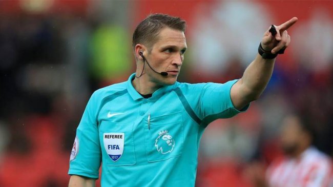 Craig Pawson arbitrem głównym czwartkowego meczu Lille - Milan