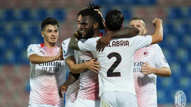 Spokojna wygrana z beniaminkiem: Crotone - Milan 0:2