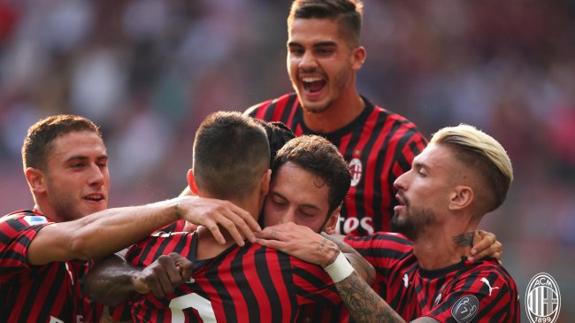 Pierwsze punkty w sezonie! Milan - Brescia 1:0