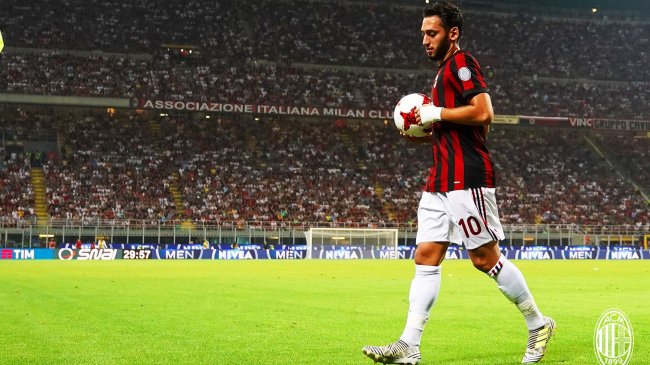 Calhanoglu - Kalinić - Borini prawdopodobną linią ataku na Atalantę