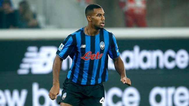 Gimenez wciąż czeka na gola, ale Isak Hien pozostaje w gotowości