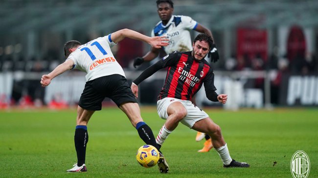 Bolesna porażka bez konsekwencji w tabeli. Milan - Atalanta 0:3