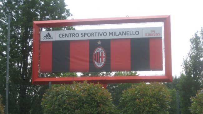 Sparing w Milanello. Pierwsza drużyna wygrywa z Primaverą