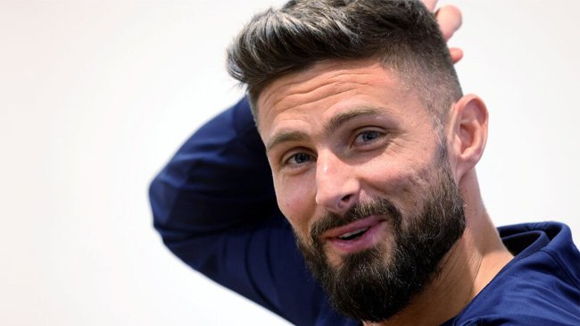 Longo: Giroud dogadał się z Los Angeles FC. Napastnik opuści Milan