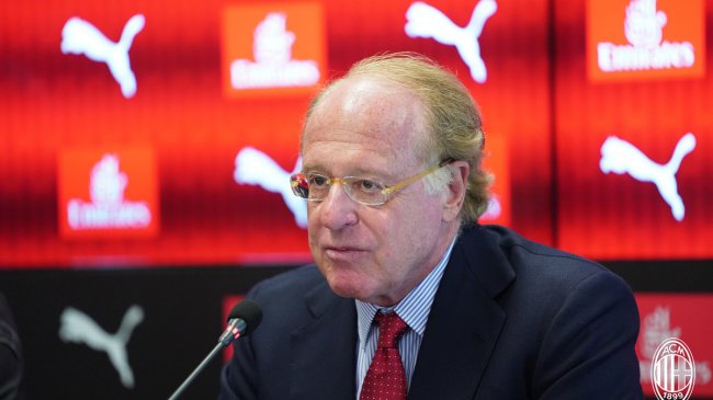 Paolo Scaroni okradziony w centrum Mediolanu