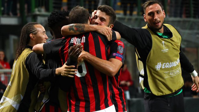Pełen emocji mecz i wygrana! Milan - Olympiakos 3:1