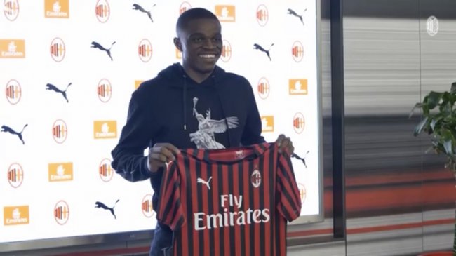 Oficjalnie: Pierre Kalulu podpisał kontrakt z Milanem do 2025 roku
