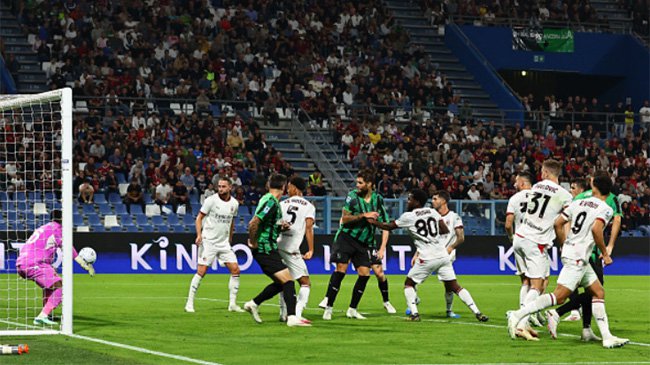 REMIS PO WYRÓWNANYM MECZU. SASSUOLO 1:1 AC MILAN
