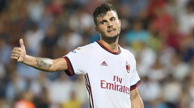 Pierwszy raz Cutrone jako skrzydłowego