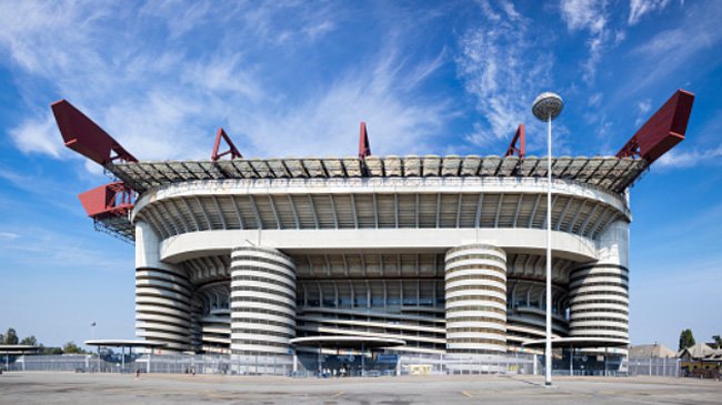 Serie A 2025/2026: Debiut Interu i Milanu na San Siro. Wyjazdy podczas Zimowych Igrzysk Olimpijskich