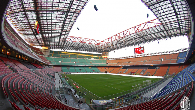 Ponadprzeciętne wibracje na najwyższej kondygnacji San Siro. Stadion jest jednak bezpieczny