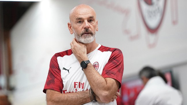 Raport z Milanello: Pioli testuje ustawienie 4-4-2 i 4-3-3