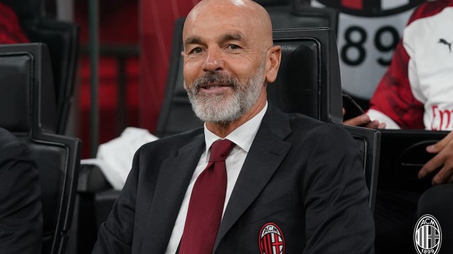 Milan odmieniony taktycznie przez Piolego. Rossoneri grali formacją... 3-2-2-3