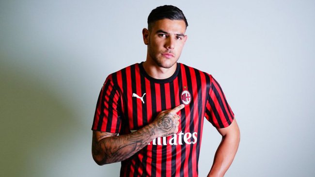 Agent Theo Hernándeza: 